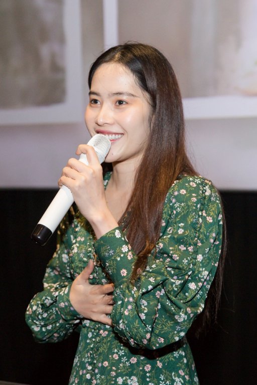 xac-nhan-mang-ca-khuc-tu-sang-tac-den-chung-ket-hoa-hau-dai-su-du-lich-the-gioi-2018-nam-em-lai-dinh-nghi-an-dao-nhai-nhac