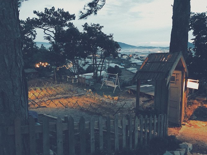 Biến ngôi nhà rách thành homestay, 5 chàng trai gây sốt MXH