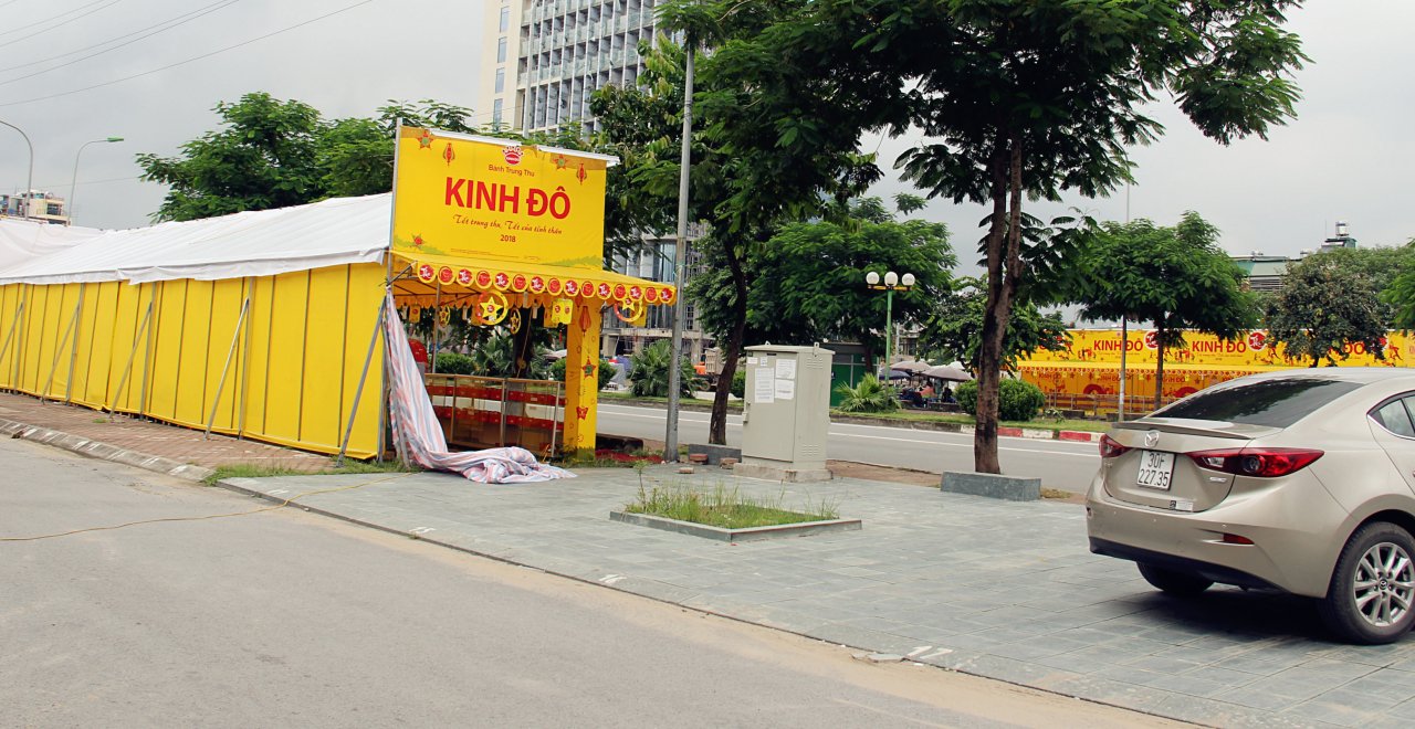 ha-noi-quay-banh-trung-thu-kinh-do-moc-nhu-nam-lan-chiem-via-he