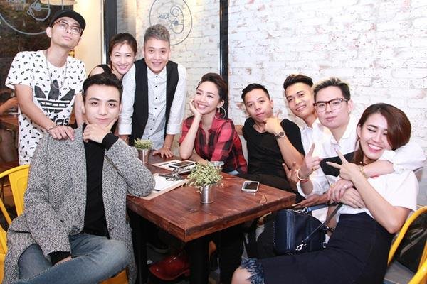 loat-anh-tinh-trong-nhu-da-mat-ngoai-con-e-cua-cap-doi-toc-tien-hoang-touliver