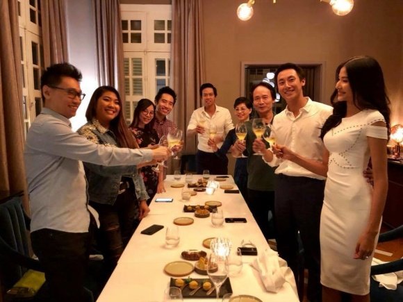 sau-loat-scandal-rocker-nguyen-viet-thu-xin-loi-chinh-thuc-roi-showbiz-viet-de-tro-ve-uc
