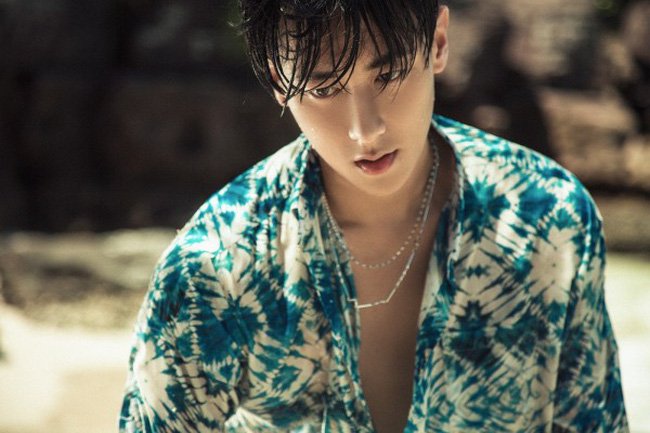 sau-loat-scandal-rocker-nguyen-viet-thu-xin-loi-chinh-thuc-roi-showbiz-viet-de-tro-ve-uc