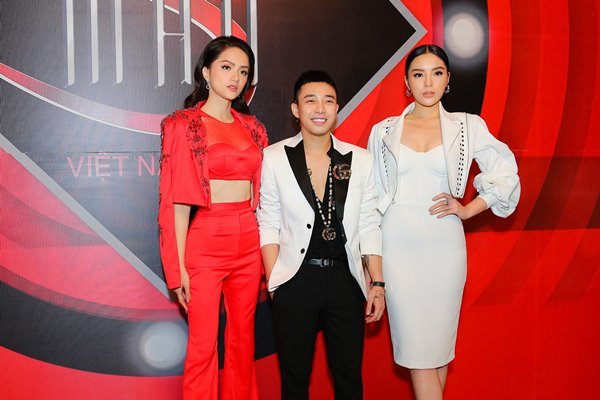sau-manbirth-cap-doi-hoa-hau-huong-giang-ky-duyen-cung-dam-nhan-vi-tri-hlv-tai-sieu-mau-viet-nam-2018