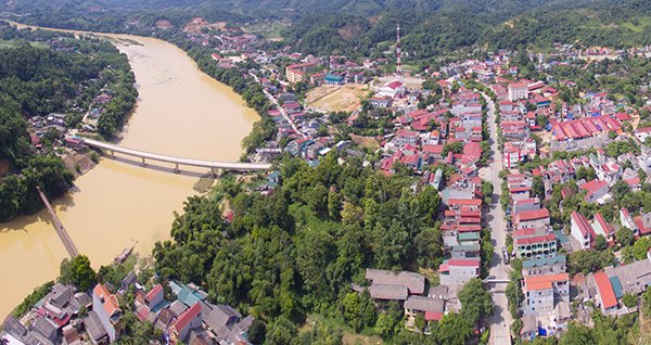 thay-vi-xay-san-bay-lao-cai-xay-dung-cai-tao-duong-bo