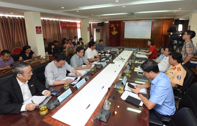 ve-tau-cat-linh-ha-dong-se-duoc-nha-nuoc-tro-gia-dat-hon-xe-buyt