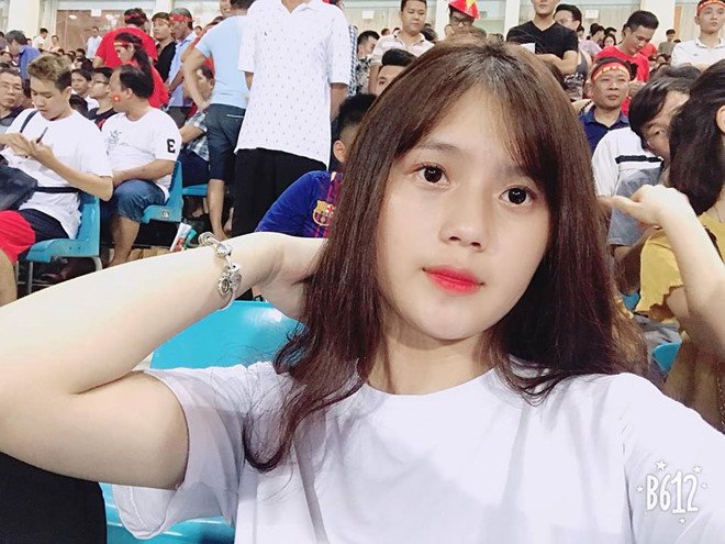 Bạn gái Thành Chung: 'Rất thương anh khi không thể tham dự ASIAD 2018'