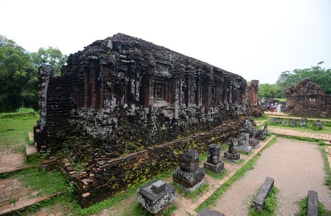Ảnh: Thánh địa cổ ở Việt Nam nhìn từ trên cao đẹp như tranh cổ tích
