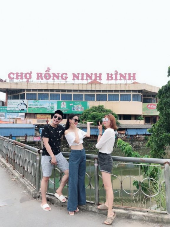 nha-phuong-bat-ngo-khoe-vong-eo-con-kien-va-day-la-loi-dap-tra-cho-nghi-van-mang-thai-3-thang-voi-truong-giang