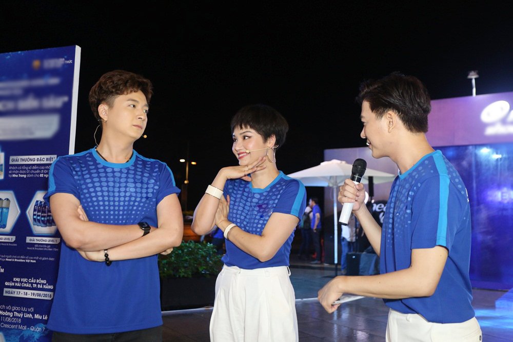 mac-ke-sai-gon-mua-tam-ta-ngo-kien-huy-miu-le-hoang-thuy-linh-ho-quang-hieu-ru-nhau-di-do-co-bap
