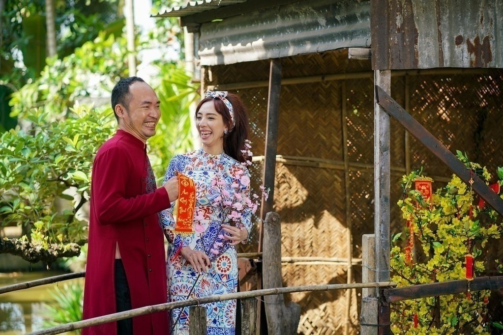 sau-nghi-van-cai-nhau-vi-ong-an-cha-ba-an-nem-tien-luat-ngot-ngao-tuyen-bo-mai-yeu-thu-trang