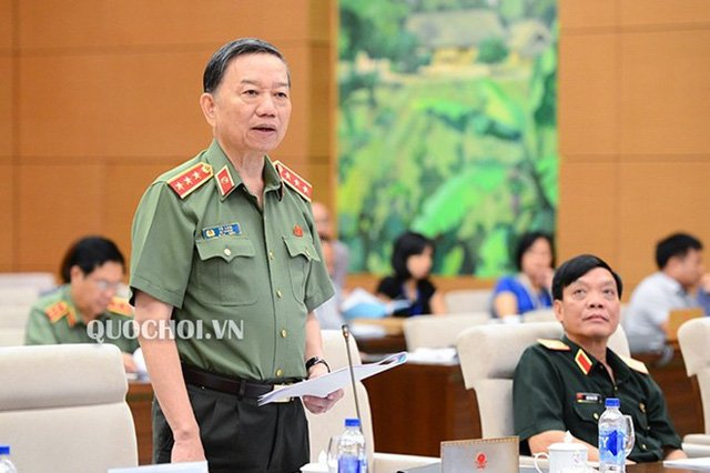 Bộ trưởng Công an 