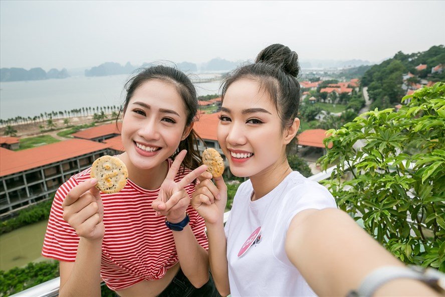 thi-sinh-hoa-hau-viet-nam-2018-khoe-ve-dep-khoe-khoan-nang-dong-trong-phan-thi-nguoi-dep-the-thao
