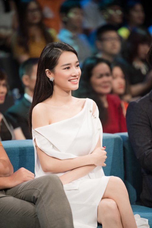 nha-phuong-phu-nhan-tin-don-cuoi-chay-sau-tat-ca-nu-dien-vien-da-cat-duoi-nam-em-sau-nhieu-thang-deo-bam