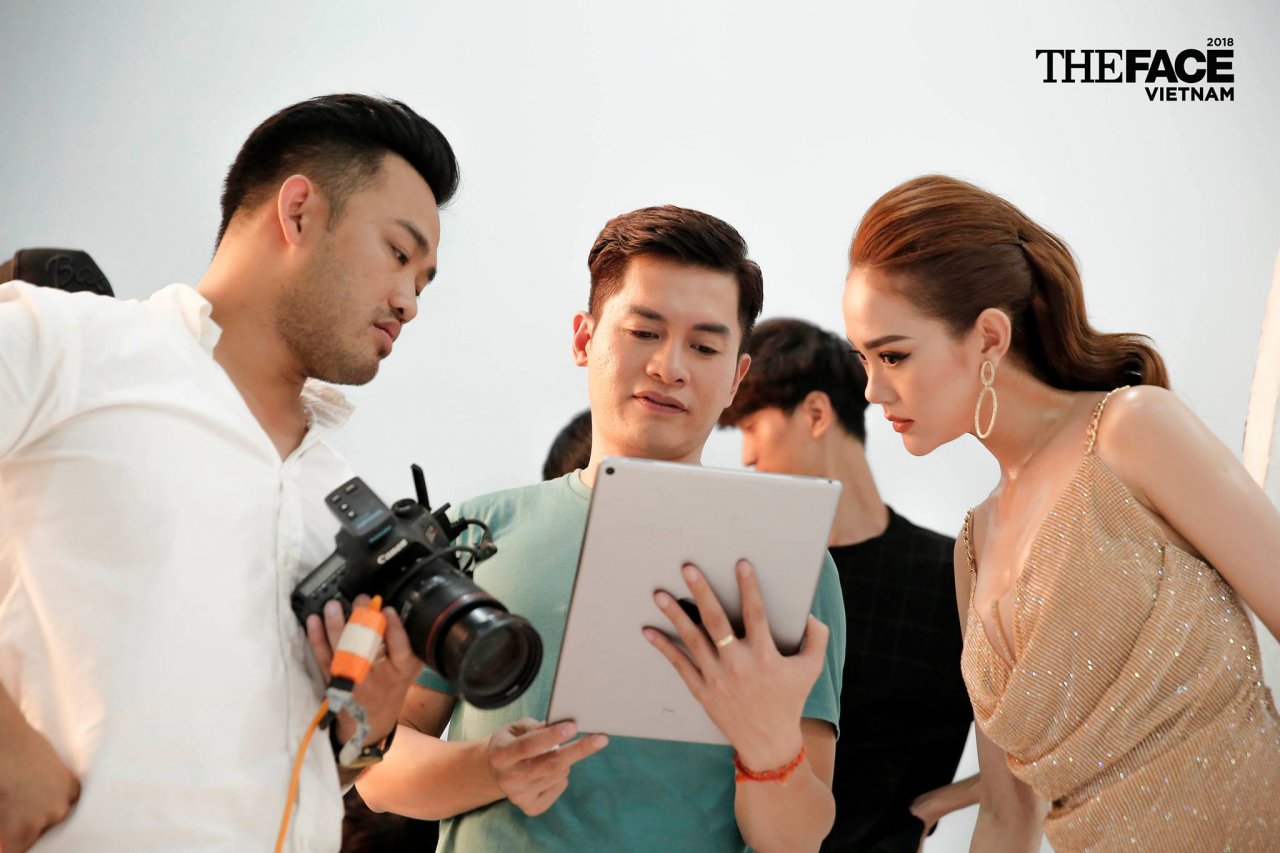 the-face-2018-tung-anh-hau-truong-thanh-hang-minh-hang-vo-hoang-yen-nhan-con-mua-loi-khen