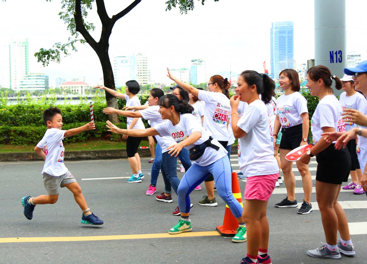 giai-chay-cong-dong-chay-vi-tuong-lai-seabank-run-for-the-future-gay-quy-hoc-bong-cho-tre-em-ngheo-hieu-hoc