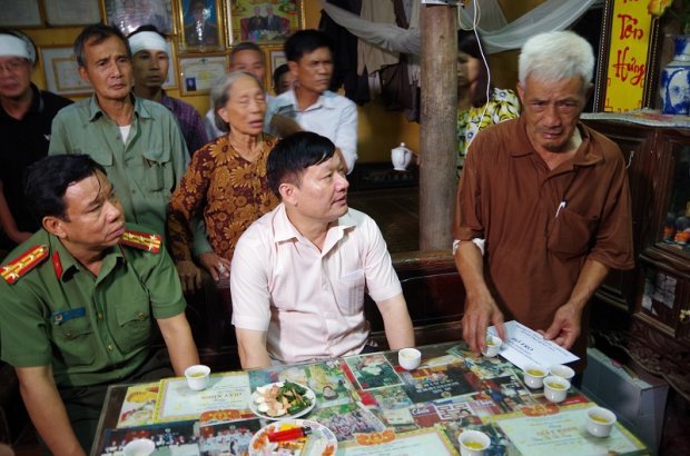 khoi-to-vu-an-hai-vo-chong-o-hung-yen-bi-sat-hai-trong-dem
