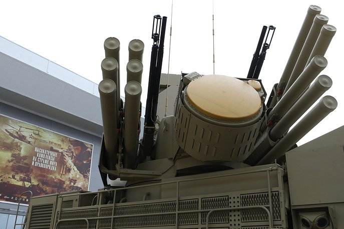 nga-khoe-dan-vu-khi-toi-tan-tai-dien-dan-army-2018
