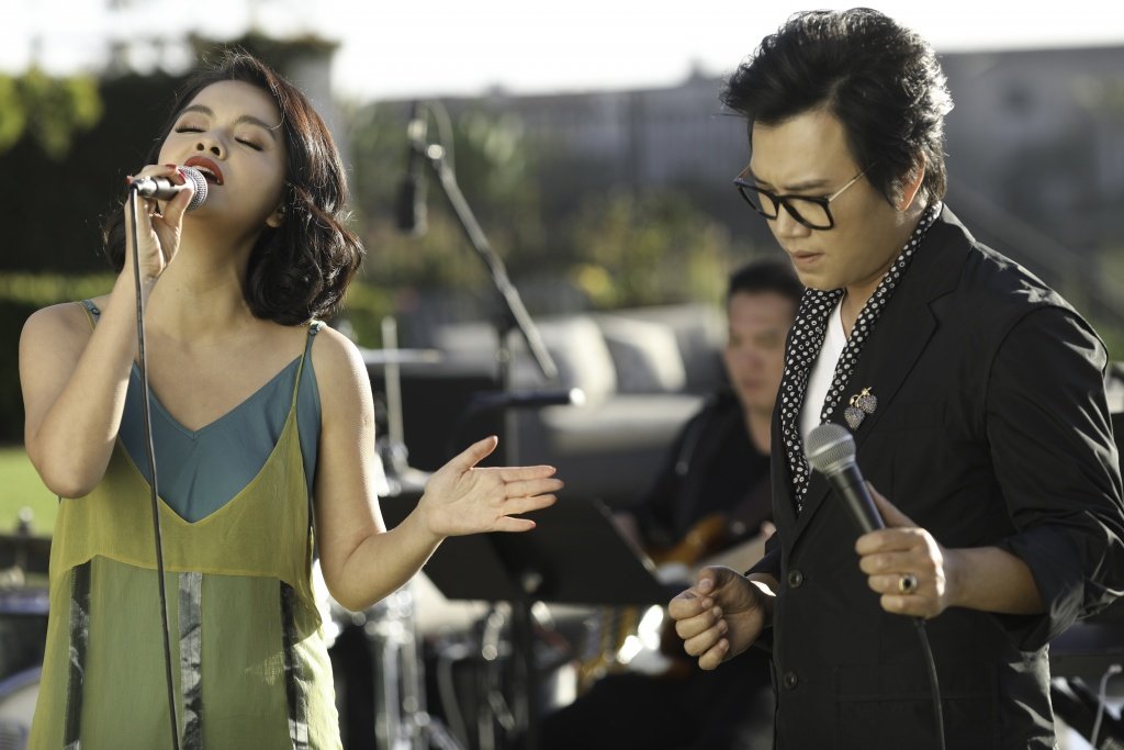 pham-quynh-anh-bi-nguoi-ham-mo-bolero-che-hat-do-qua-dieu-khi-hat-nhac-lam-phuong