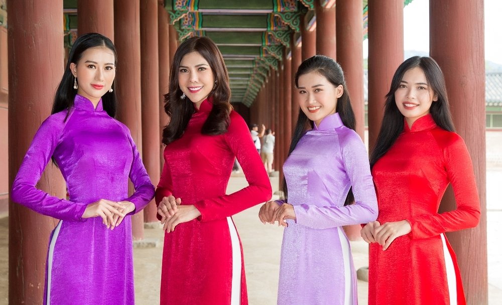 truoc-gio-g-thi-sinh-hoa-hau-sieu-quoc-gia-viet-nam-2018-dien-ao-dai-o-han-quoc