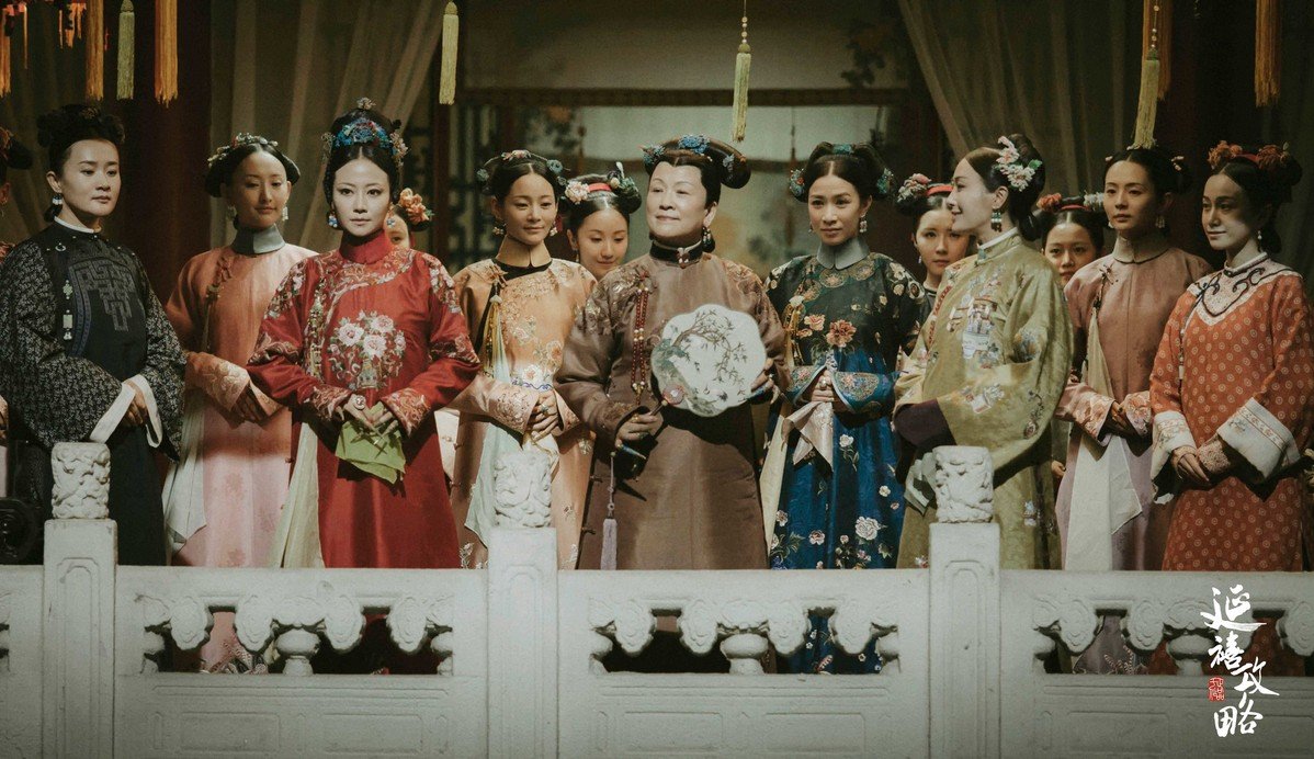 giua-lum-xum-ban-quyen-dien-hi-cong-luoc-chinh-thuc-xac-lap-ky-luc-khung-voi-10-ty-view-sau-1-thang-len-song