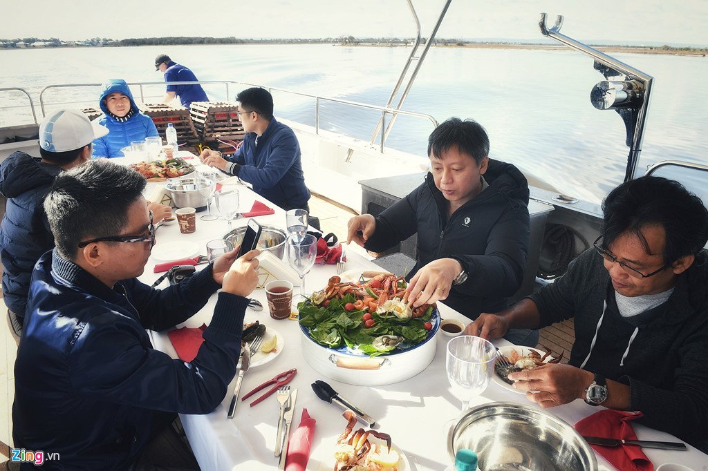 Tour câu tôm hùm sang chảnh ở Australia