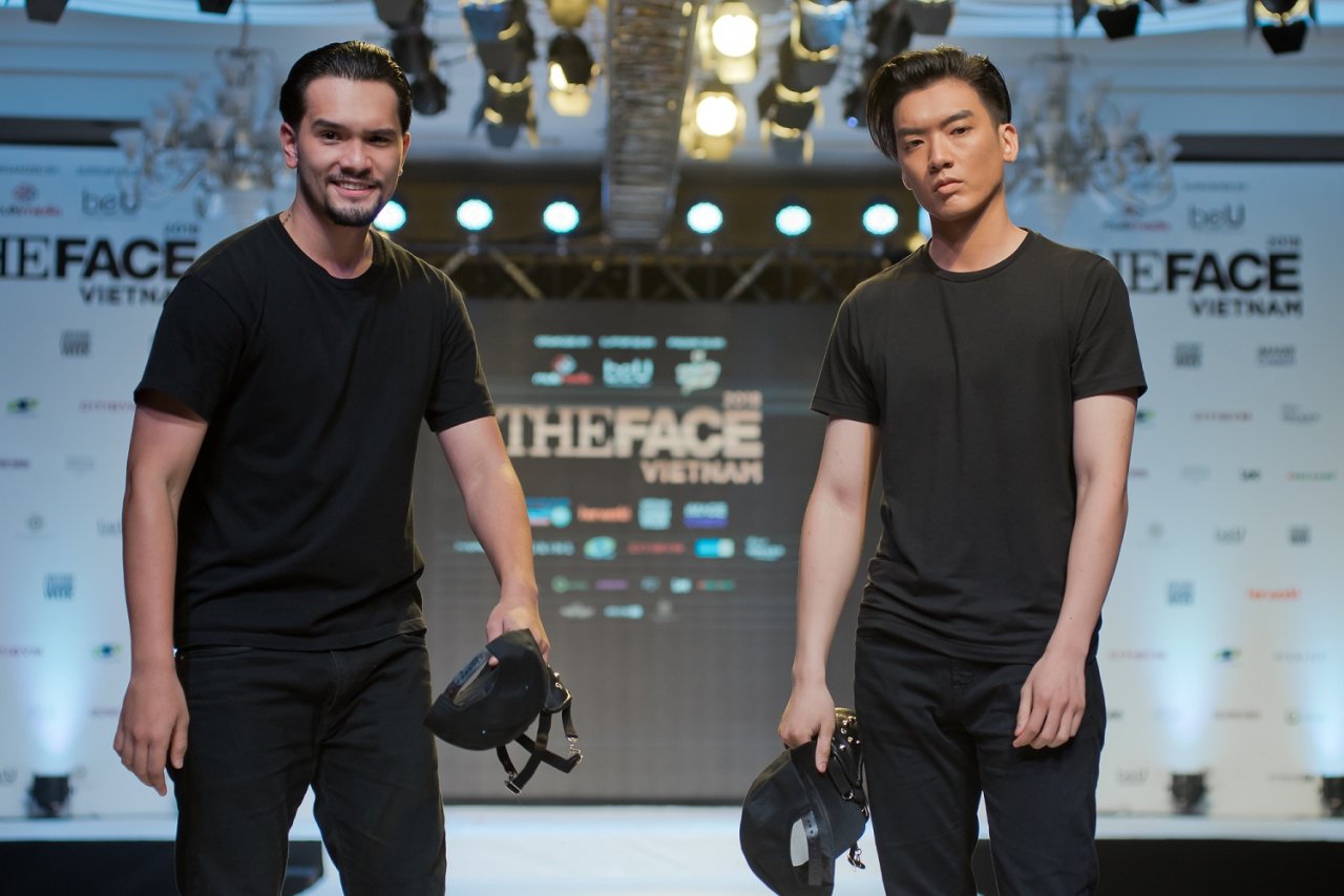 top-36-the-face-2018-chat-chem-nhau-tren-san-catwalk-loat-ung-vien-sang-gia-dan-lo-dien