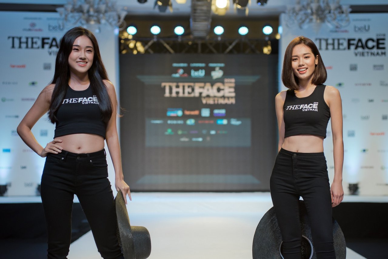 top-36-the-face-2018-chat-chem-nhau-tren-san-catwalk-loat-ung-vien-sang-gia-dan-lo-dien