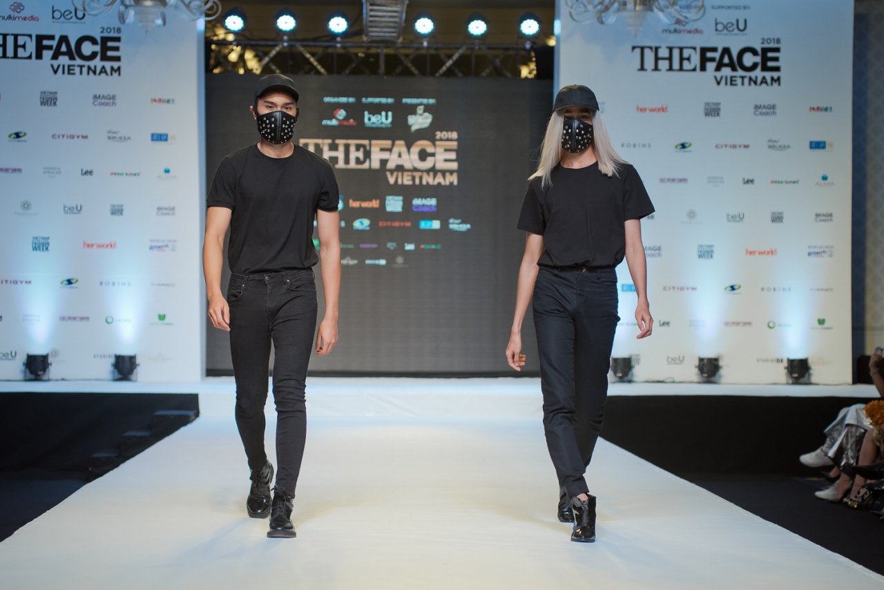 top-36-the-face-2018-chat-chem-nhau-tren-san-catwalk-loat-ung-vien-sang-gia-dan-lo-dien