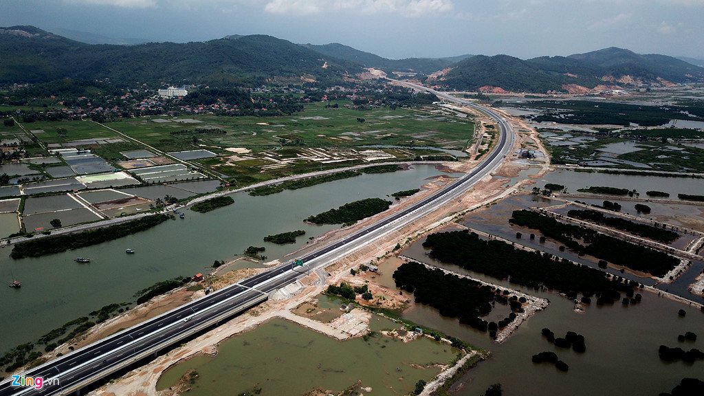 Toàn cảnh cao tốc rút ngắn 50 km đường từ Hà Nội tới Hạ Long