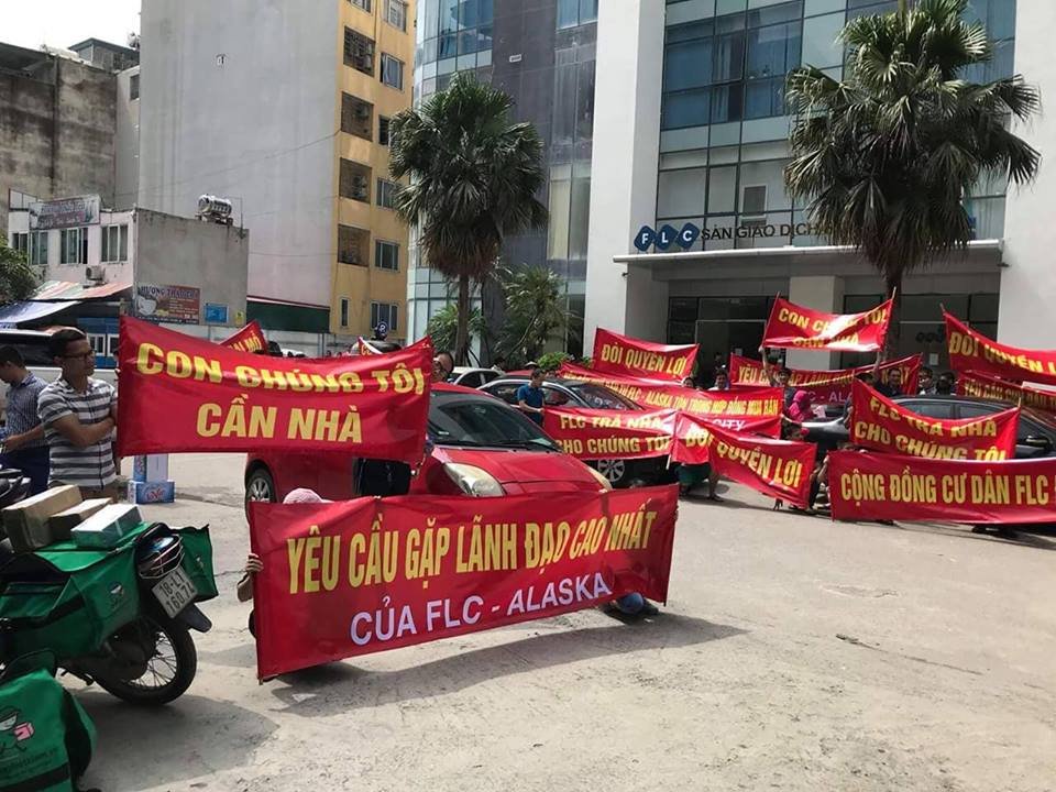 cu-dan-du-an-flc-garden-city-cang-bang-ron-phan-doi-chu-dau-tu-ban-giao-nha-cham-tien-do