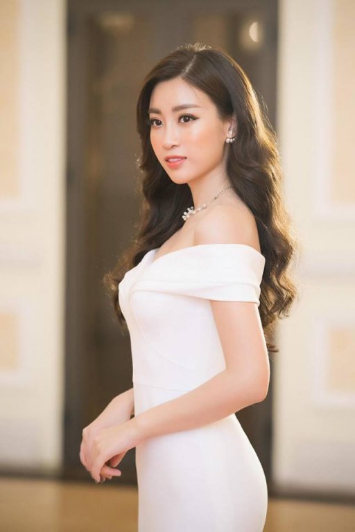 gan-het-nhiem-ki-hoa-hau-viet-nam-do-my-linh-gay-bat-ngo-khi-lan-dau-xuat-hien-voi-mai-toc-ngan-ngang-vai
