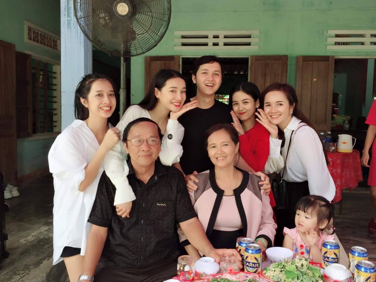 nha-phuong-da-co-nhung-dong-chia-se-dau-tien-sau-le-dinh-hon-bi-mat-voi-truong-giang