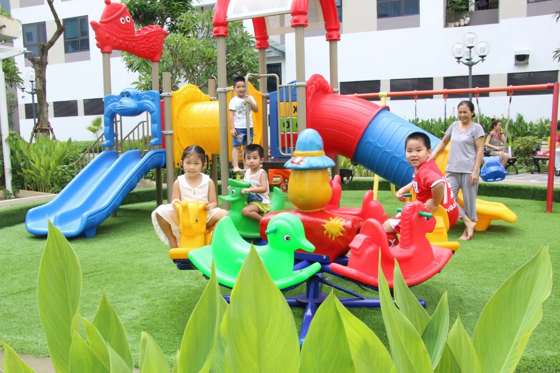 mikgroup-trao-giay-chung-nhan-quyen-so-huu-nha-o-cho-cu-dan-valencia-garden