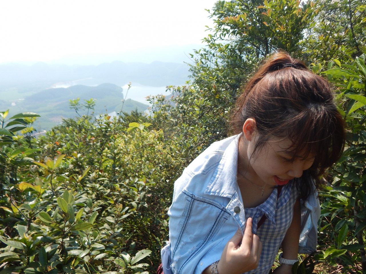 bang-rung-kham-pha-hon-vuon