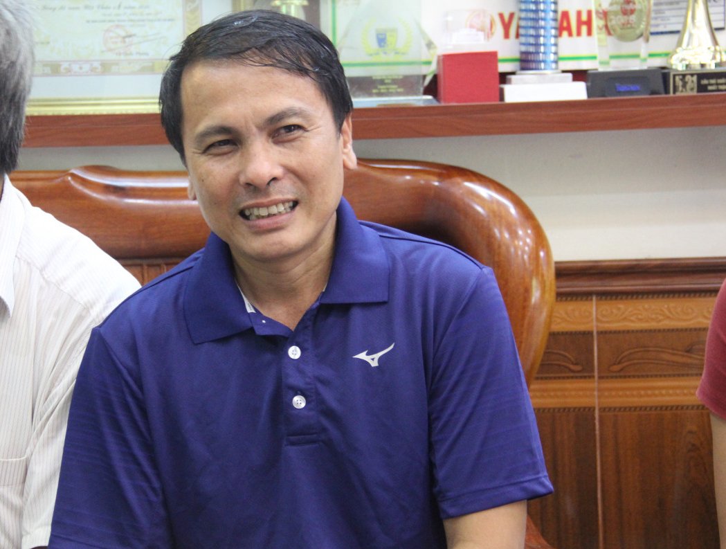 can-canh-khong-khi-nha-tuyen-thu-quang-hai-truoc-gio-bong-lan