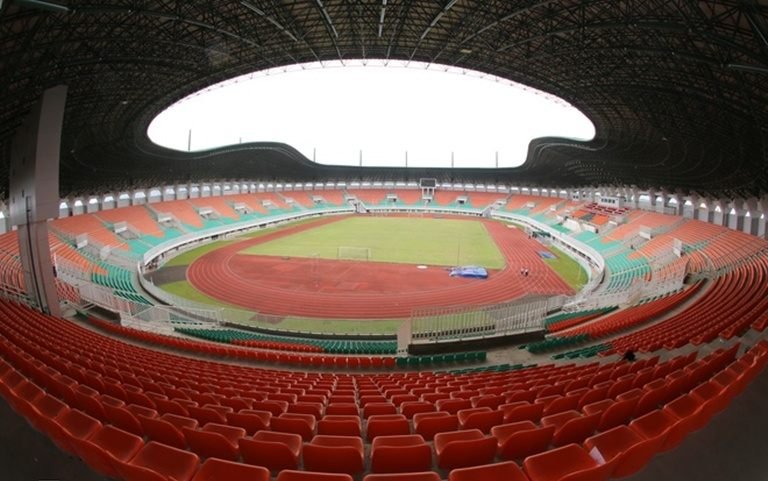 stadion_pakansari04