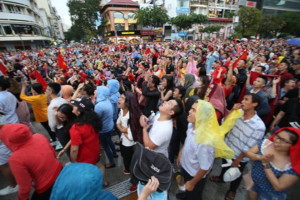 xuc-dong-canh-co-dong-vien-doi-mua-co-vu-cho-doi-tuyen-olympic-viet-nam-tai-tp-hcm