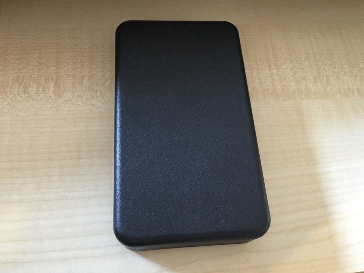 nguyen-mau-iphone-duoc-rao-ban-chuc-nghin-usd-tren-mang