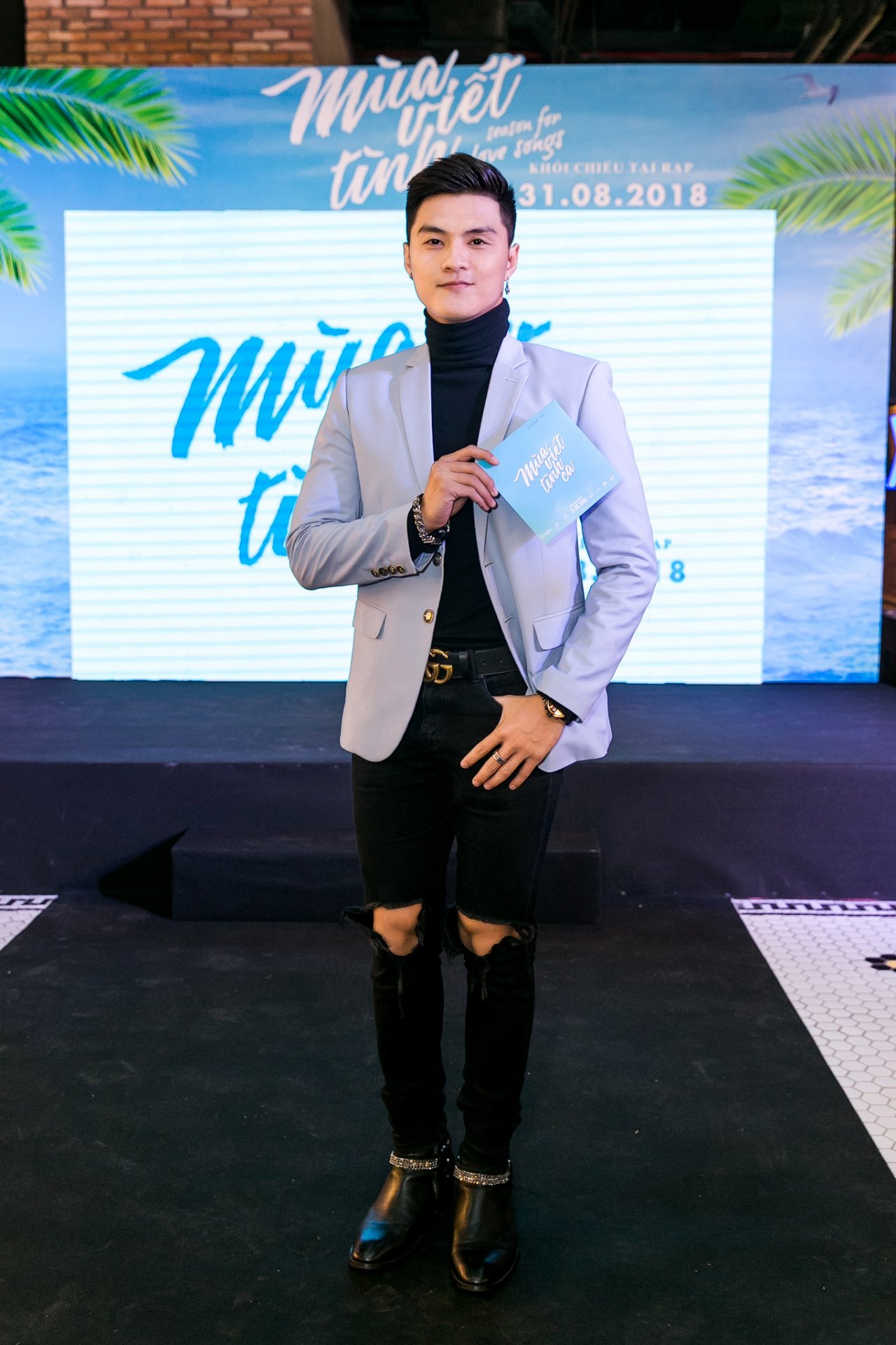 cung-dien-do-menswear-bo-doi-huan-luyen-vien-the-face-thanh-hang-minh-hang-dep-trai-bat-phan-thang-bai