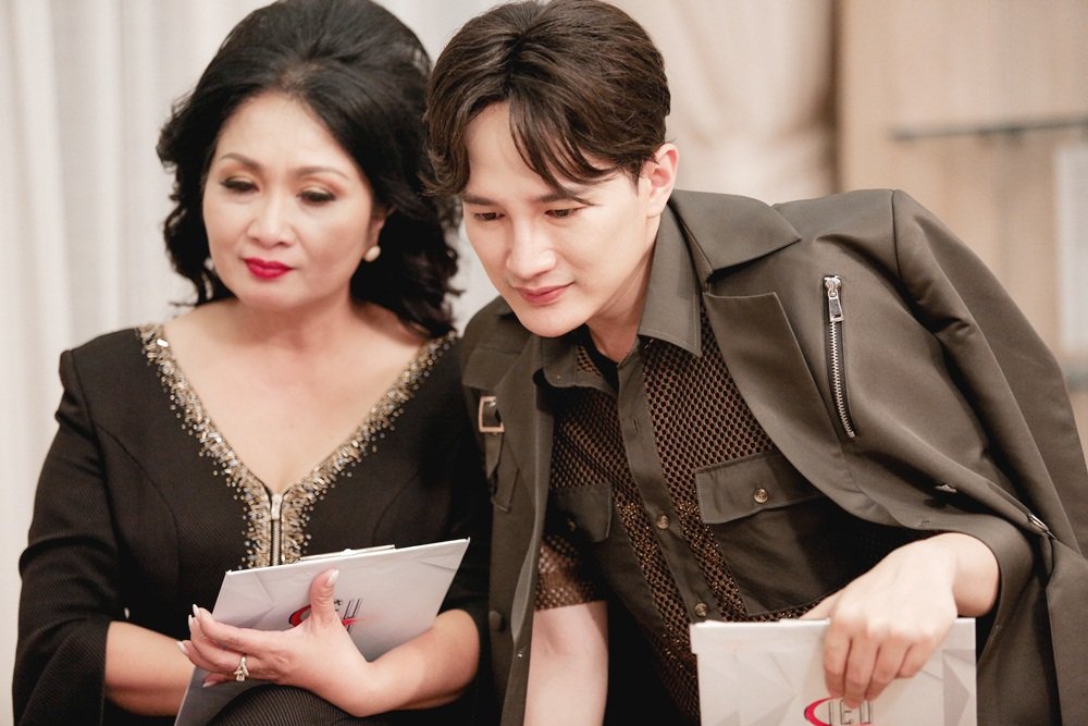 ky-duyen-huong-giang-tiep-tuc-dai-chien-khong-kieng-ne-sieu-mau-viet-nam-ngap-tran-drama