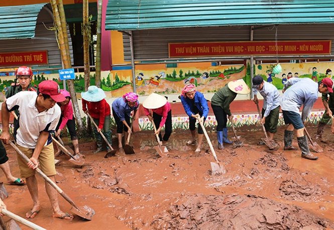 mua-lon-gay-thiet-hai-nghiem-trong-dien-bien-son-la-yen-bai