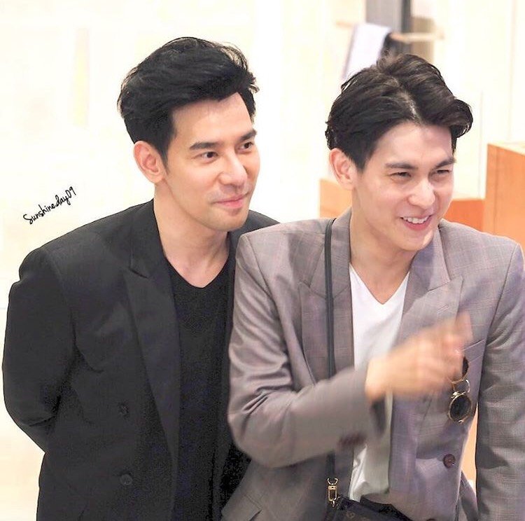 Hai anh chàng luôn xuất hiện cùng nhau