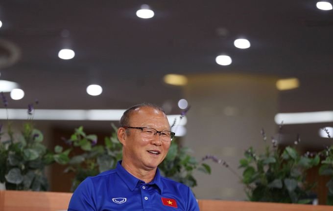 hlv-park-hang-seo-toi-da-mong-cac-cau-thu-deo-hc-dong-tro-ve-ngay-quoc-khanh
