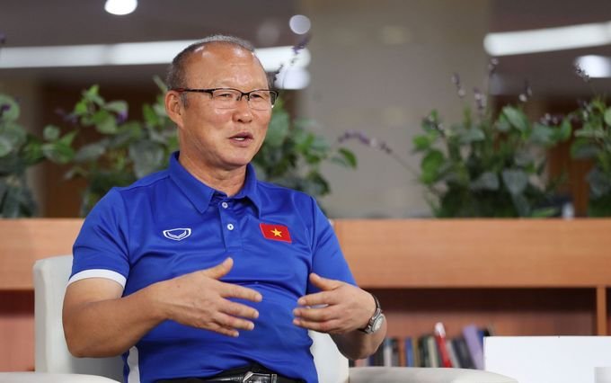 hlv-park-hang-seo-toi-da-mong-cac-cau-thu-deo-hc-dong-tro-ve-ngay-quoc-khanh