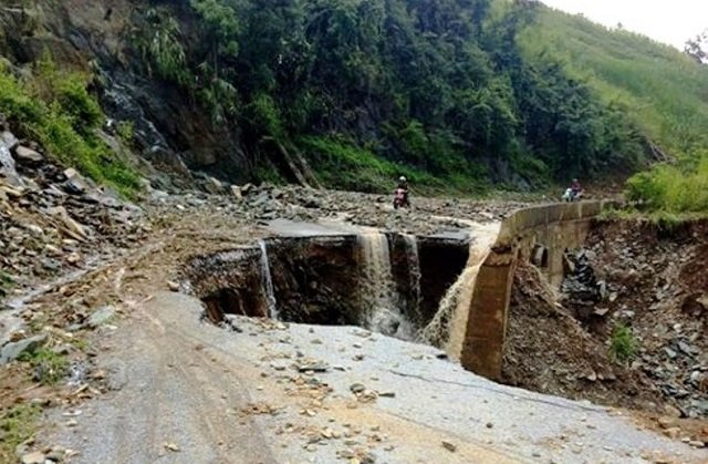 thuy-dien-hoa-binh-son-la-dong-loat-xa-lu
