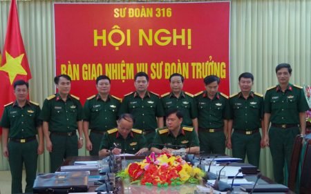 bo-nhiem-nhan-su-moi-tai-bo-y-te-cong-an-tp-hcm-cong-an-tp-ha-noi-va-quan-khu-hai