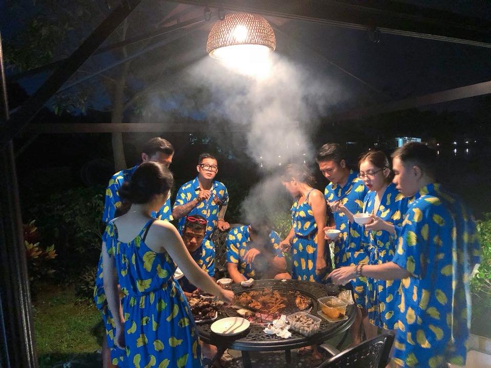 phan-ung-cua-thu-mon-bui-tien-dung-truoc-tin-don-co-ban-gai-cuc-nong-bong