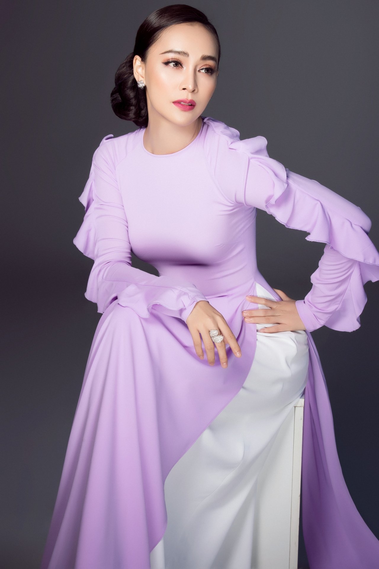 tran-my-ngoc-suy-sup-vi-thu-nac-danh-to-mua-giai-bi-gai-bay-suyt-bi-danh-khi-dang-thi-duyen-dang-bolero