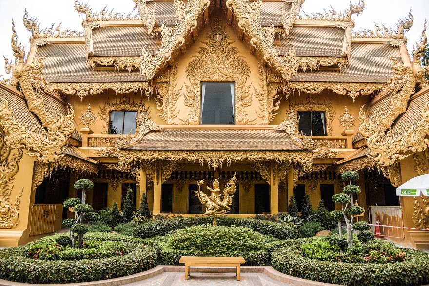 ngoi-chua-trang-bi-an-o-thai-lan-tu-dia-nguc-len-thien-duong