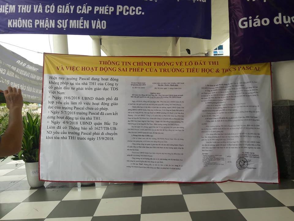 vu-truong-pascal-bi-do-gach-cat-trong-san-truoc-ngay-khai-giang-phu-huynh-bo-lam-den-truong-vi-lo-lang